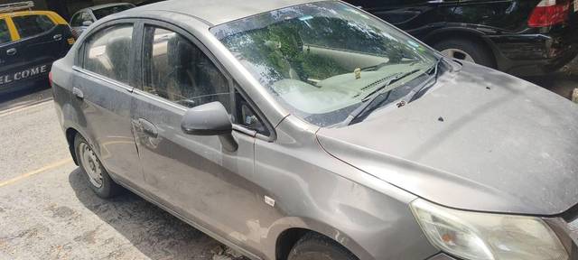 https://images10.gaadi.com/usedcar_image/4569706/original/processed_dc93e319-6726-410b-80d5-964f638cb1cc.jpg?imwidth=6400