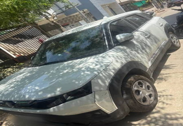 https://images10.gaadi.com/usedcar_image/4569755/original/e69eea83-352d-4a6d-9688-d38509c7372a.?imwidth=6401
