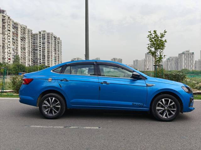 https://images10.gaadi.com/usedcar_image/4569767/original/processed_088788b3165e3a6b4e5ec6c8950cf6f0.jpg?imwidth=6401