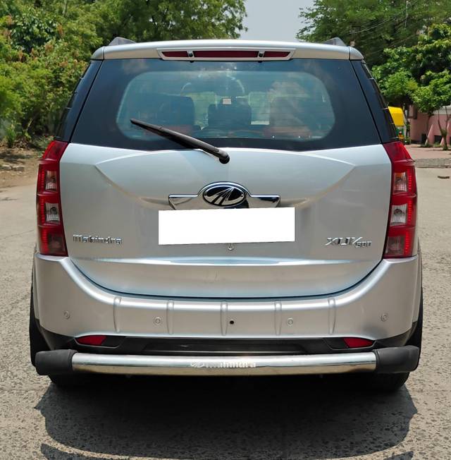 https://images10.gaadi.com/usedcar_image/4569801/original/processed_3fc35dde0c694e869479ab7f33eaf843.jpg?imwidth=6401