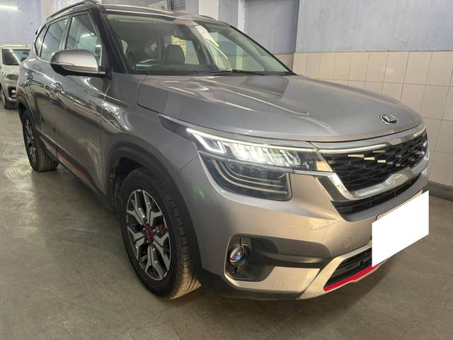 https://images10.gaadi.com/usedcar_image/4569811/original/processed_0b0e98df50abafecc81f925fa2558478.jpg?imwidth=6400