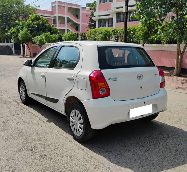 https://images10.gaadi.com/usedcar_image/4569815/original/processed_ac374d2b40a6b14ee046645063833650.jpg?imwidth=6402