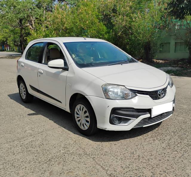 https://images10.gaadi.com/usedcar_image/4569815/original/processed_e59c5c17f58656f85b8ff4e364afcf6a.jpg?imwidth=6400