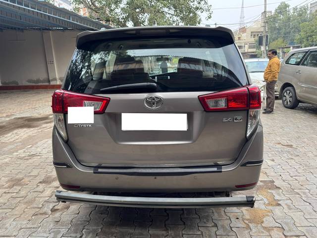 https://images10.gaadi.com/usedcar_image/4569830/original/processed_1148f1e2f5e7f804d632de0f961ce185.jpg?imwidth=6402