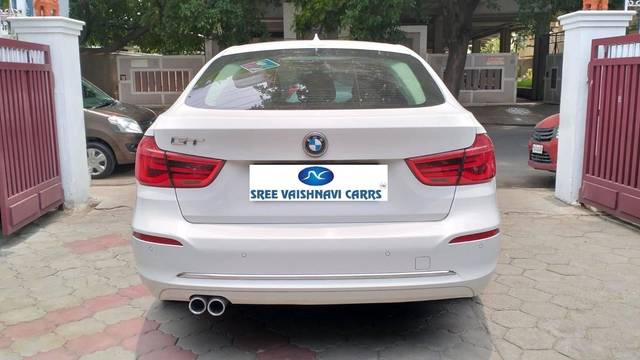 https://images10.gaadi.com/usedcar_image/4569873/original/processed_597d1aa82cf9e2561c73721138c783aa.jpeg?imwidth=6402
