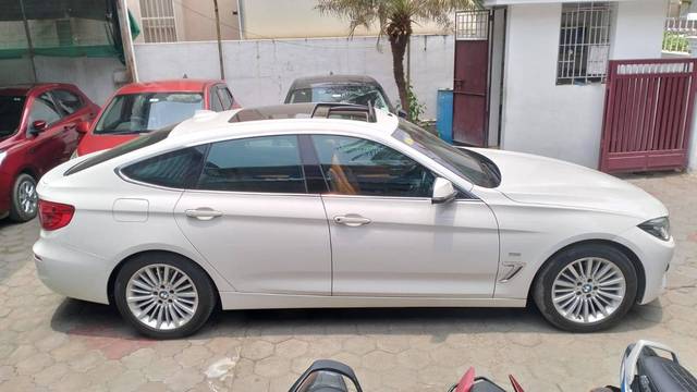 https://images10.gaadi.com/usedcar_image/4569873/original/processed_fb38aa7cfd1fdabab35e9b5be980f3b5.jpeg?imwidth=6401