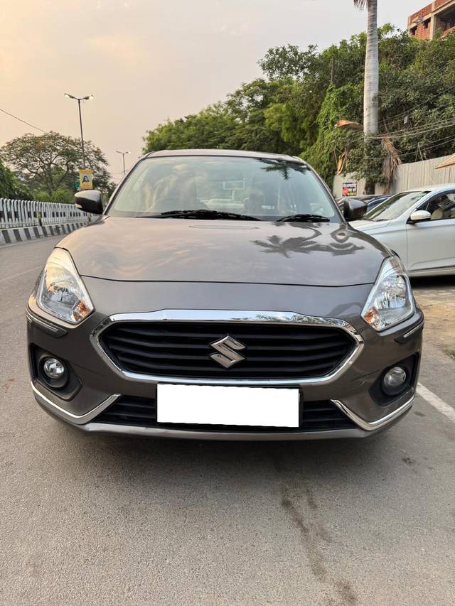 https://images10.gaadi.com/usedcar_image/4569875/original/processed_130c614da410ea0bbabcb866f054da04.jpg?imwidth=6402