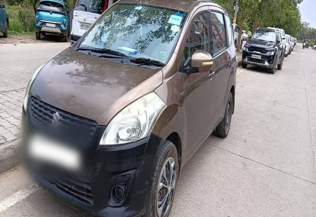 https://images10.gaadi.com/usedcar_image/4569882/original/4c45b53a-16c0-411e-b5f0-059fc2ca7269.?imwidth=6402