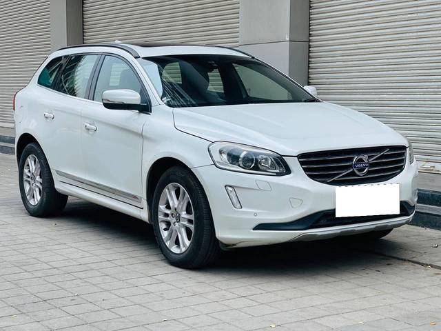 https://images10.gaadi.com/usedcar_image/4569887/original/processed_eb9c672d95057c7bd1aa91ab6d7f98aa.jpg?imwidth=6400