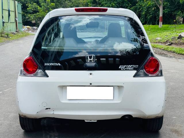 https://images10.gaadi.com/usedcar_image/4569908/original/processed_067797df2a1e0356e93f84256f17d4e7.jpg?imwidth=6402