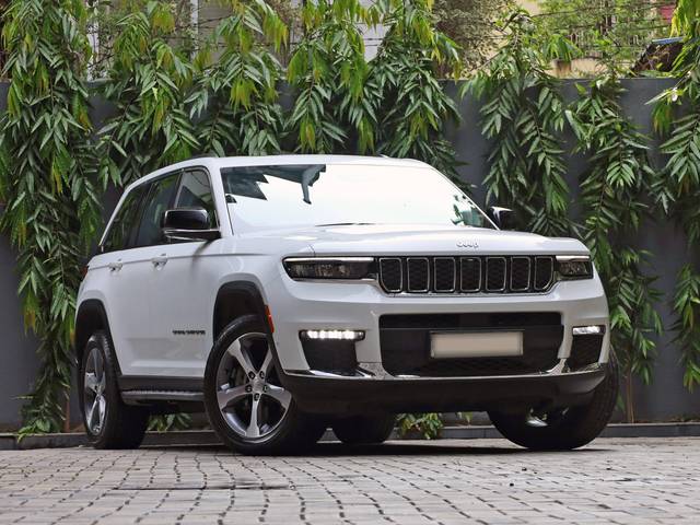 https://images10.gaadi.com/usedcar_image/4569919/original/processed_b2bf4eb4e37c944e2c2a487baddc61b9.jpg?imwidth=6400