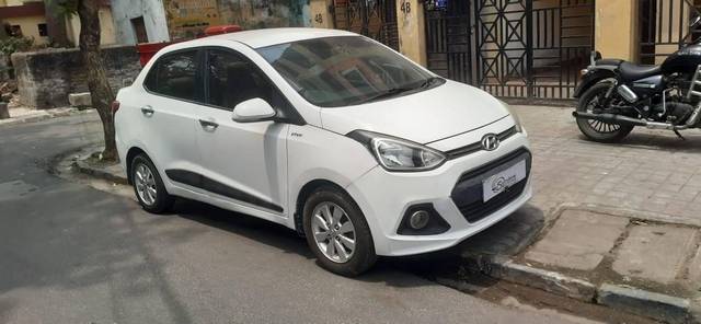 https://images10.gaadi.com/usedcar_image/4569931/original/processed_cf32132262667e517c374f6b1e62cdc8.jpg?imwidth=6400