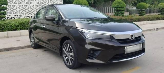 https://images10.gaadi.com/usedcar_image/4569933/original/processed_4dd3d3819d2fef4a876751115bc625d6.jpeg?imwidth=6400