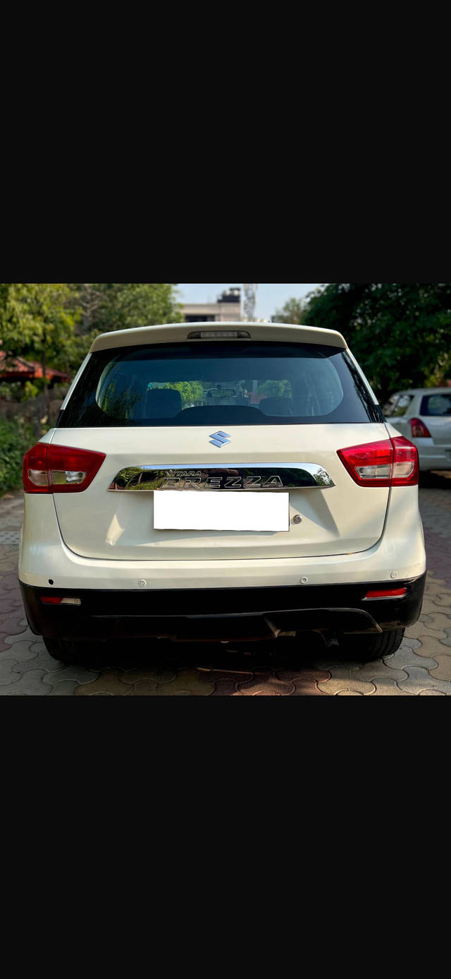 https://images10.gaadi.com/usedcar_image/4569934/original/processed_ffde5b16-7287-4bb8-bd1a-ea791023cfca.png?imwidth=6401