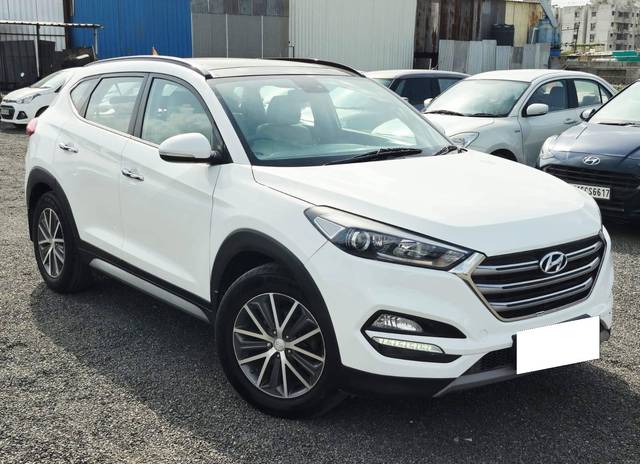 https://images10.gaadi.com/usedcar_image/4569935/original/processed_40653bd73cc9dc57a6418aec49f600af.jpg?imwidth=6400