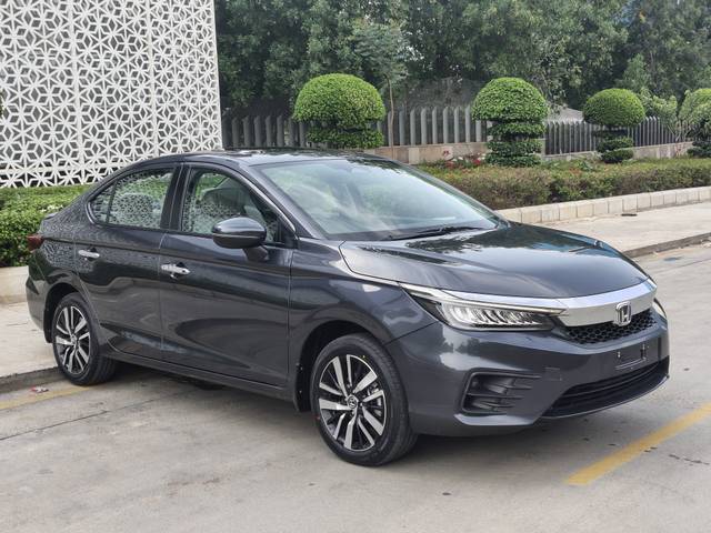 https://images10.gaadi.com/usedcar_image/4569942/original/cb674b5c5528d876b8956159c063f139.jpeg?imwidth=6400