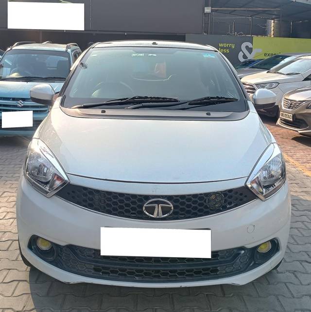https://images10.gaadi.com/usedcar_image/4569947/original/processed_f8486c22-42a3-4058-8ef9-6d44b02f5aa1.jpg?imwidth=6400
