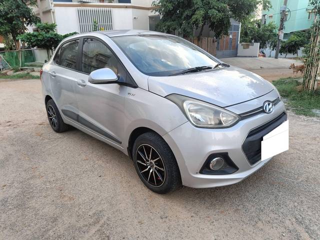 https://images10.gaadi.com/usedcar_image/4569948/original/processed_18f59fbd1234d63d927096fe09e5f56d.jpg?imwidth=6400