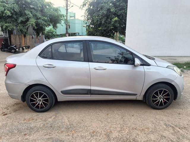 https://images10.gaadi.com/usedcar_image/4569948/original/processed_5a4f2531b56ad402658710ba73916d29.jpg?imwidth=6401