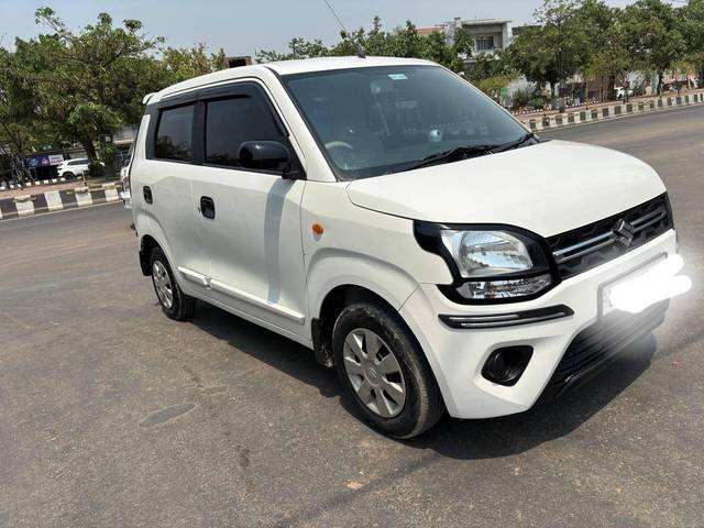 https://images10.gaadi.com/usedcar_image/4570007/original/processed_69b6514edb34af0d1aadc90ac72ef102.jpg?imwidth=6400