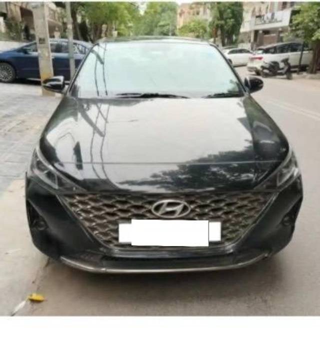 https://images10.gaadi.com/usedcar_image/4570010/original/processed_27d62fea-ea03-447e-89e7-6ea92f17b1db.jpeg?imwidth=6400