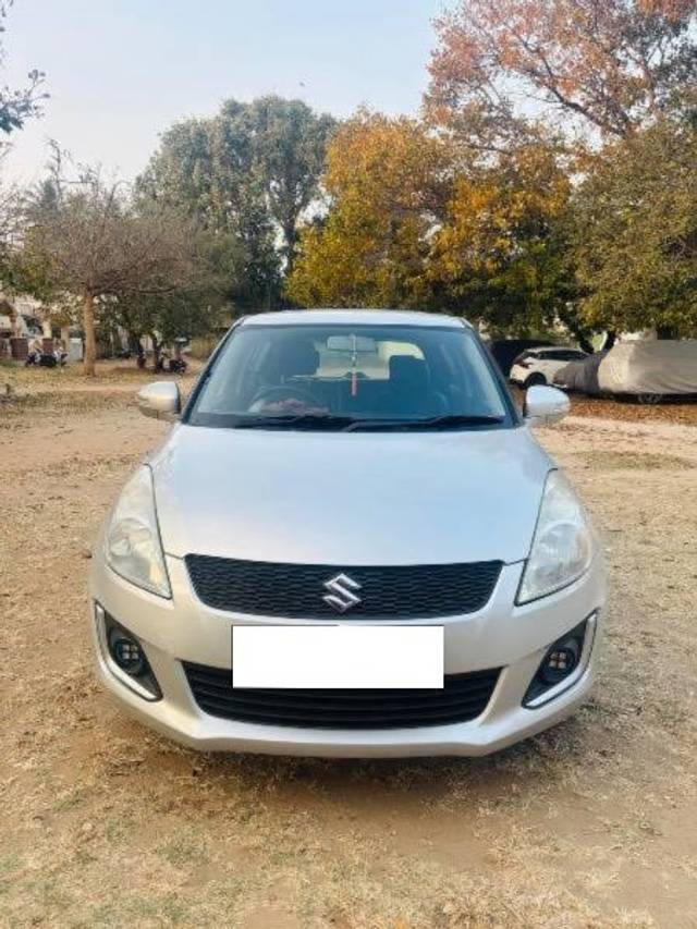 https://images10.gaadi.com/usedcar_image/4570013/original/processed_c1173691-dff2-4796-87ef-be5963994392.jpeg?imwidth=6400