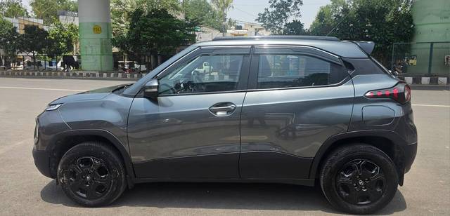 https://images10.gaadi.com/usedcar_image/4570015/original/processed_e22a55be5d0b1c0a5825ff113d1b4aac.jpg?imwidth=6402