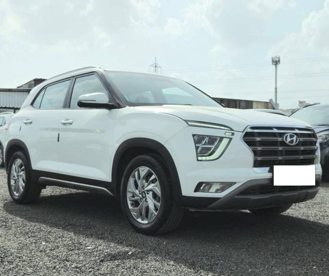 https://images10.gaadi.com/usedcar_image/4570017/original/processed_003a78a826e2754a83dc8b92bdb0bf2e.jpg?imwidth=6400