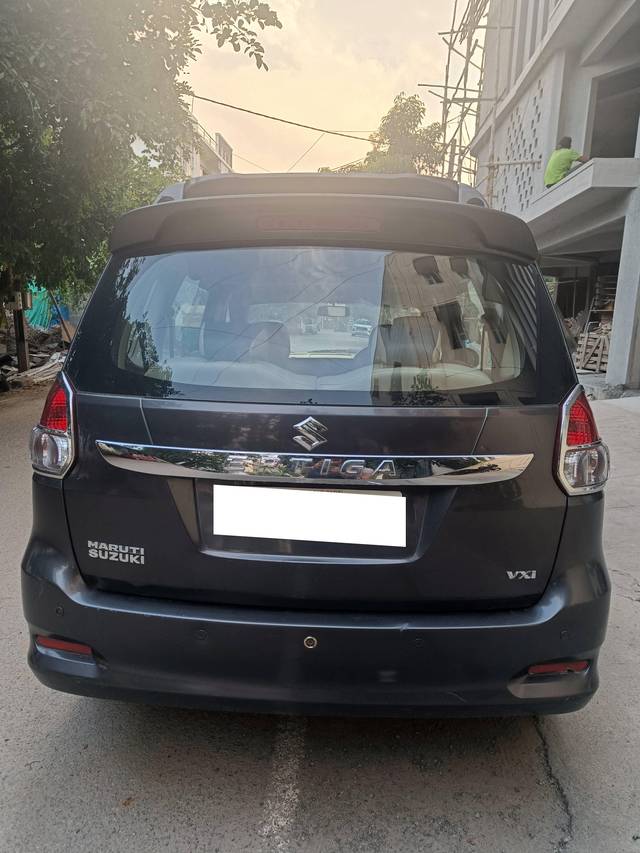 https://images10.gaadi.com/usedcar_image/4570019/original/processed_6c3f2d59ea110d915892eea26b9b231b.jpg?imwidth=6402