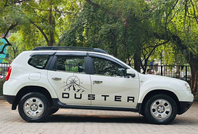 https://images10.gaadi.com/usedcar_image/4570030/original/ed54e2c0a0ad17f61c892e83ed9f2fc1.jpg?imwidth=6401