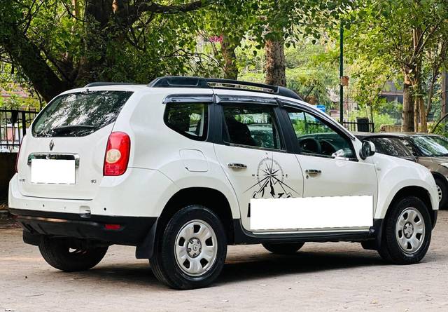 https://images10.gaadi.com/usedcar_image/4570030/original/processed_92d8842d2ca454b7654e7008b1b196f2.jpg?imwidth=6402