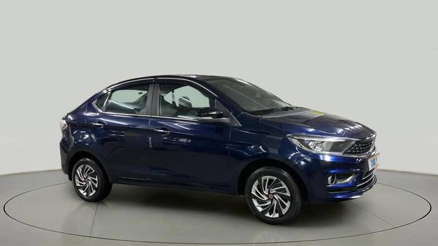 https://images10.gaadi.com/usedcar_image/4570048/original/81237d203ce03798602119c1e59d944e.jpg?imwidth=6400