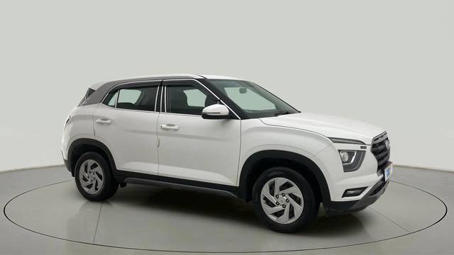 https://images10.gaadi.com/usedcar_image/4570063/original/f72333a17022d69f45cac9f1c067ef57.jpg?imwidth=6400