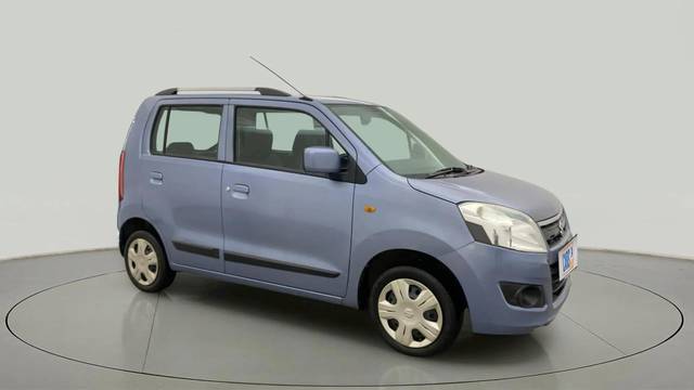 https://images10.gaadi.com/usedcar_image/4570064/original/737d81184ef9753f0f6d1ab89c58eccc.jpg?imwidth=6400