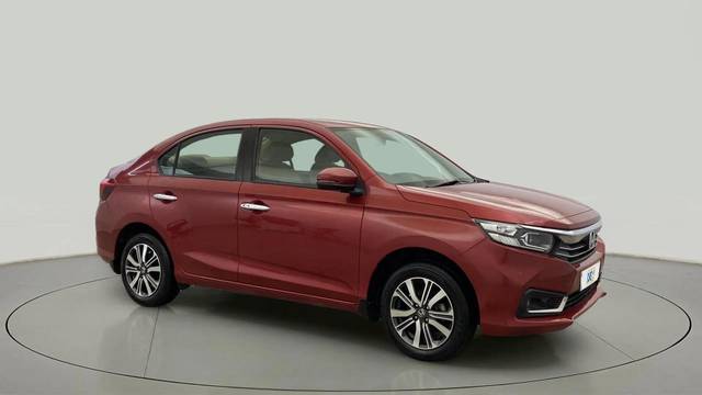 https://images10.gaadi.com/usedcar_image/4570110/original/5e26aa07473ea8935451d8215b2c7f82.jpg?imwidth=6400