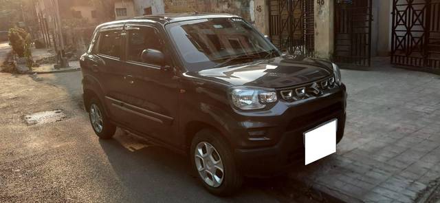 https://images10.gaadi.com/usedcar_image/4570116/original/processed_55b5572d3ee8f0ea68f510e6493a58dd.jpg?imwidth=6400