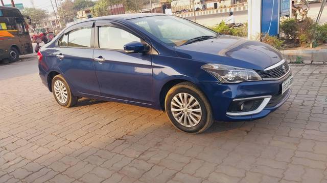 https://images10.gaadi.com/usedcar_image/4570122/original/processed_3298f2de9432515698d7deeed6c0a3bf.jpg?imwidth=6402