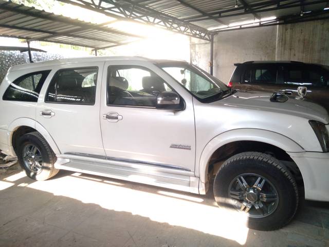 https://images10.gaadi.com/usedcar_image/4570135/original/processed_97af0f30235248e7c8be6d92c4d2a56d.jpg?imwidth=6400