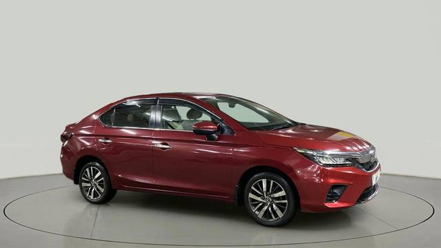 https://images10.gaadi.com/usedcar_image/4570179/original/4f02f6bb4147122196faf8dd014611f4.jpg?imwidth=6400