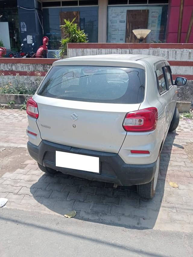 https://images10.gaadi.com/usedcar_image/4570206/original/processed_850ca1186dc7d39c24a831b075c423d4.jpg?imwidth=6402