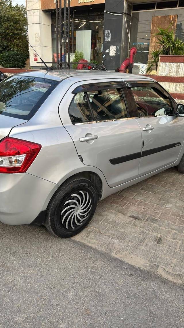 https://images10.gaadi.com/usedcar_image/4570212/original/processed_84d9a29ed445f75856fdd9ec8c6e82d8.jpg?imwidth=6402