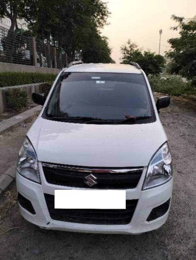 https://images10.gaadi.com/usedcar_image/4570222/original/processed_c8e59442-3177-425a-88db-91587cb87a23.jpeg?imwidth=6400