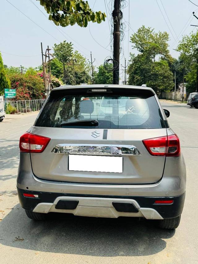 https://images10.gaadi.com/usedcar_image/4570225/original/processed_1acba2c9bef0dc7d0dc8f25fe73d59df.jpg?imwidth=6401