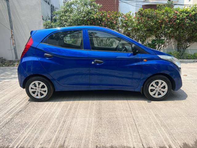 https://images10.gaadi.com/usedcar_image/4570253/original/a53d03e536d5c4c18fe41d5db7f43140.jpg?imwidth=6401