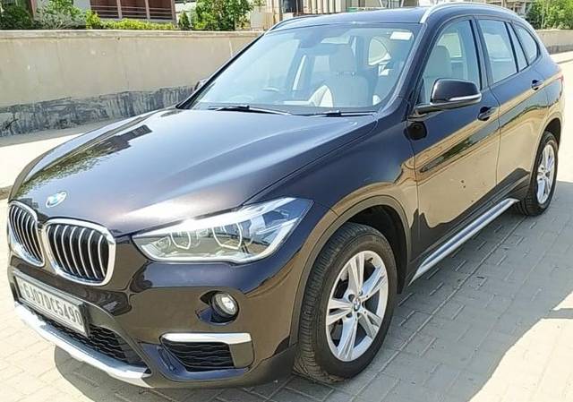 https://images10.gaadi.com/usedcar_image/4570255/original/85abd99afad00ffcaeee00cb8ce1cc28.jpeg?imwidth=6402