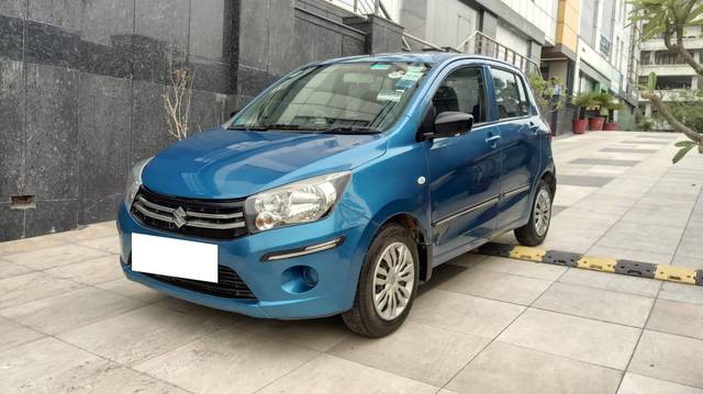 https://images10.gaadi.com/usedcar_image/4570259/original/processed_e872fd1ab13a05b8bc17f6ea56c44156.jpg?imwidth=6402