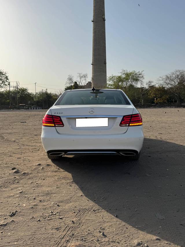 https://images10.gaadi.com/usedcar_image/4570262/original/processed_8238ee708e86d7634a482bd17be21f46.jpg?imwidth=6402