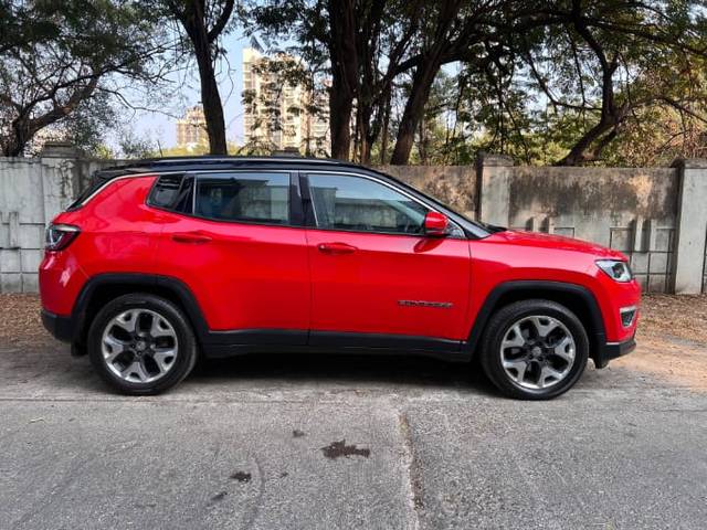 https://images10.gaadi.com/usedcar_image/4570264/original/8940d251caaa83134bb9a3557cf694b2.jpg?imwidth=6401