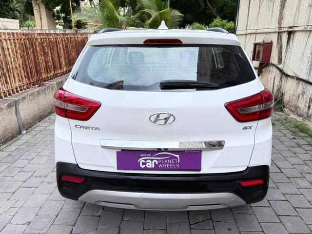 https://images10.gaadi.com/usedcar_image/4570267/original/processed_5fa14fce69d7c4296c14f5c4a2542f56.jpg?imwidth=6402