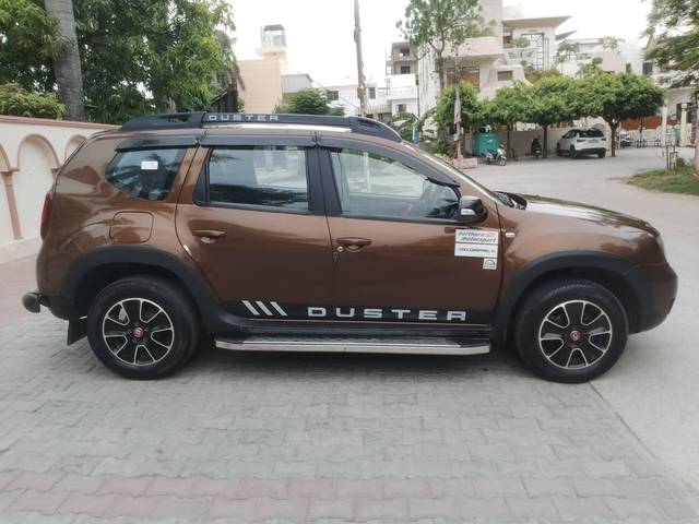 https://images10.gaadi.com/usedcar_image/4570281/original/processed_a1f5f088f6244fd02c91b851715eb520.jpg?imwidth=6401